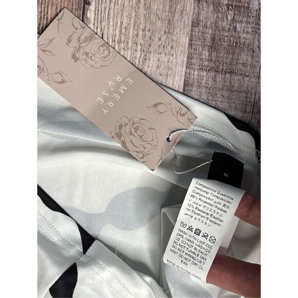 Emery Rose Sleeveless White Black Striped Tie a Shoulders Jersey Dress Small NWT - Picture 9 of 10